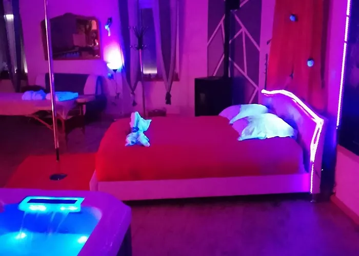 Apartment Loveroom 50 Nuances De Grey Saint-Mary-le-Plain